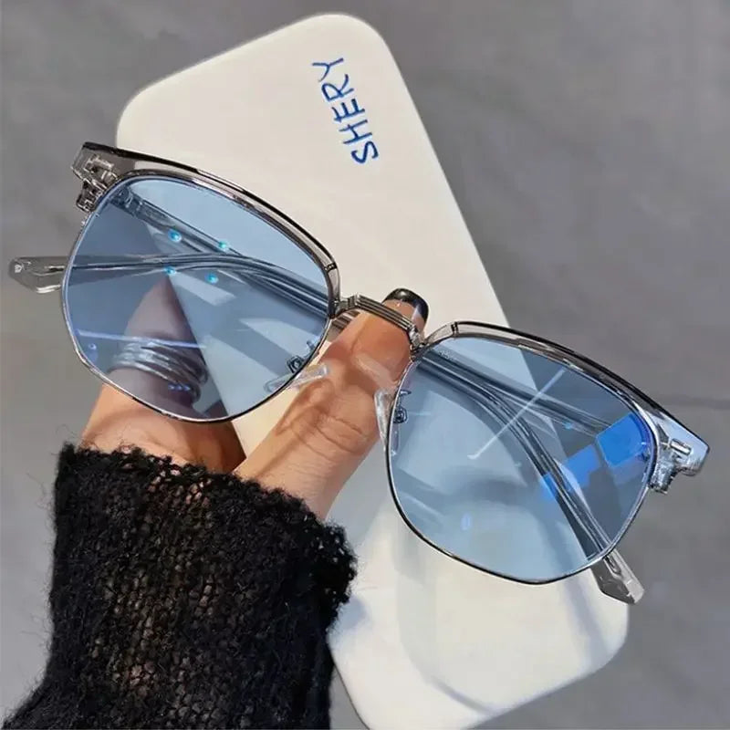 Photochromic Prescription Glasses – Vintage Transparent Computer Eyeglasses