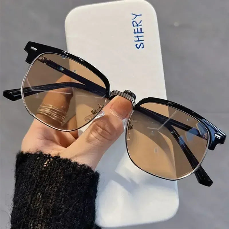 Photochromic Prescription Glasses – Vintage Transparent Computer Eyeglasses